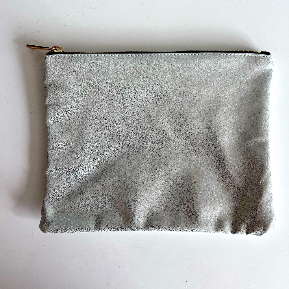 Glitter zipper pouch NWT